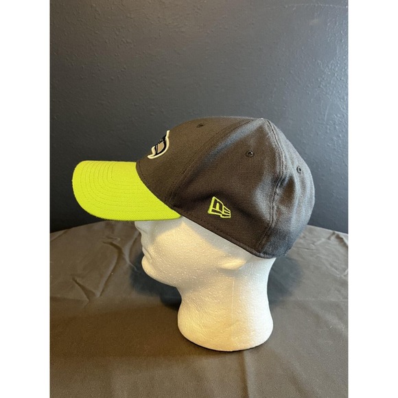 New Era NFL Seattle Seahawks 2-Tone Sided 39THIRTY Stretch Fit Hat L/XL - Picture 2 of 6